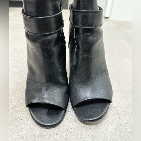 GIVENCHY SHARK TOOTH OPEN TOE BOOTIES - Picture 3 of 7